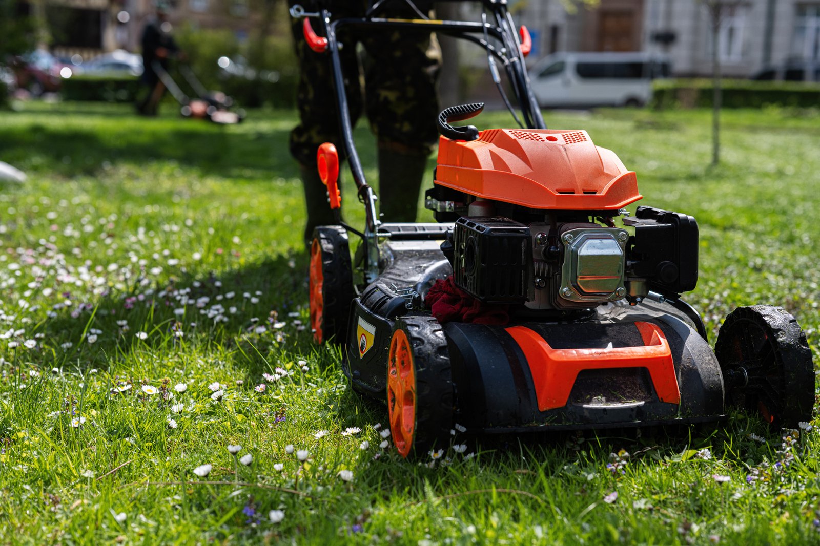 Rasenmäher nach langer Standzeit springt nicht an